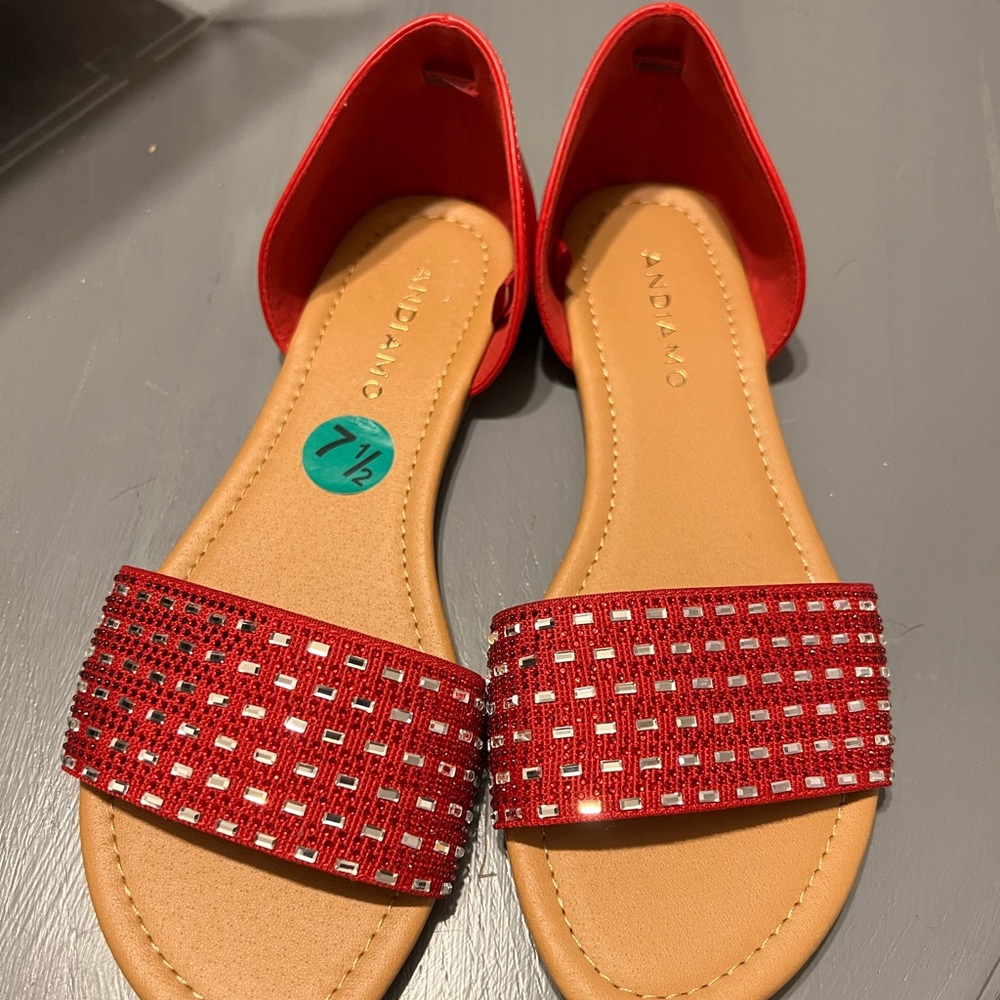 New Andiamo red sparkle slip on shoe